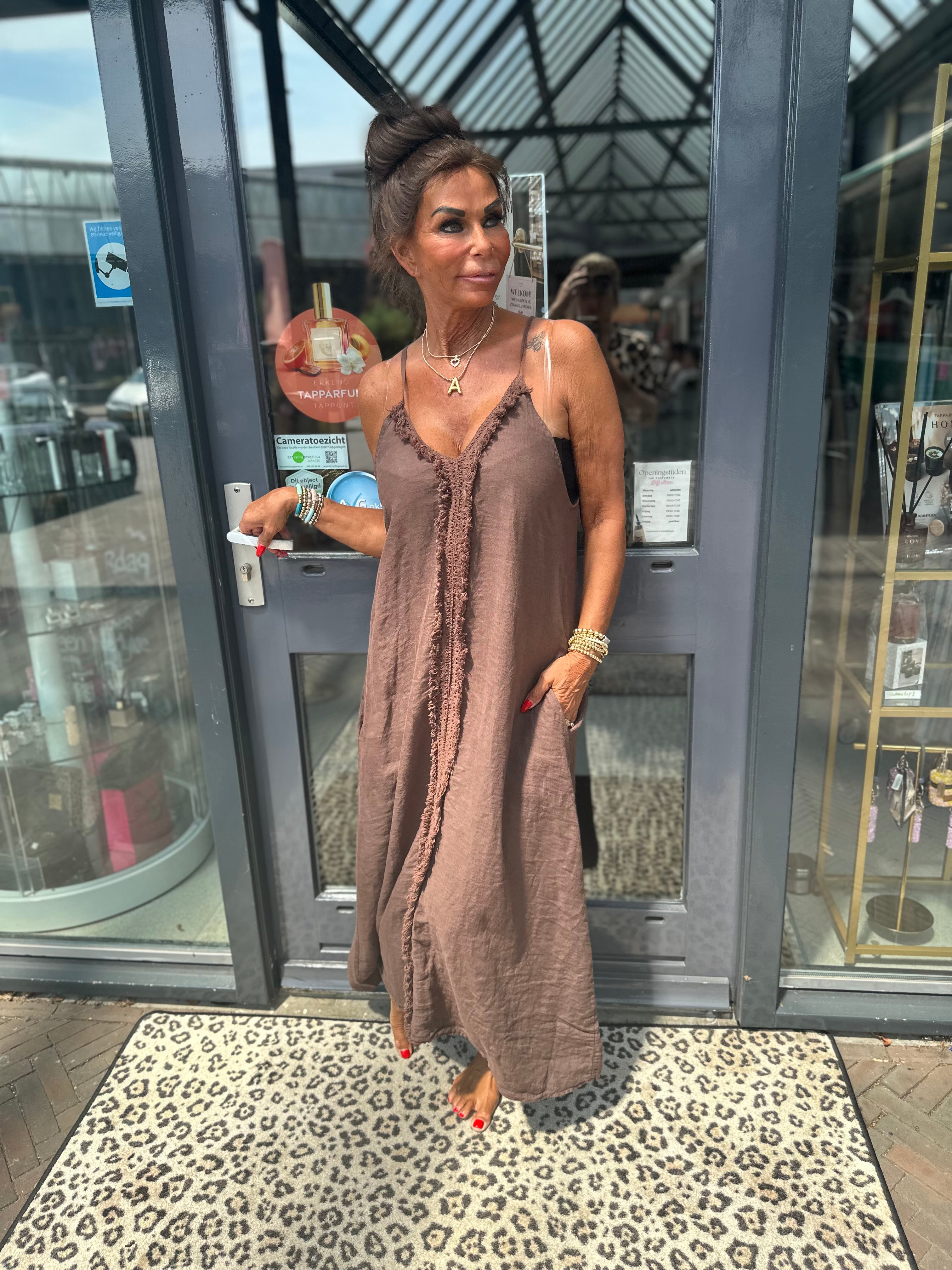 Spaghetti jurk broderie ibiza chocobruin