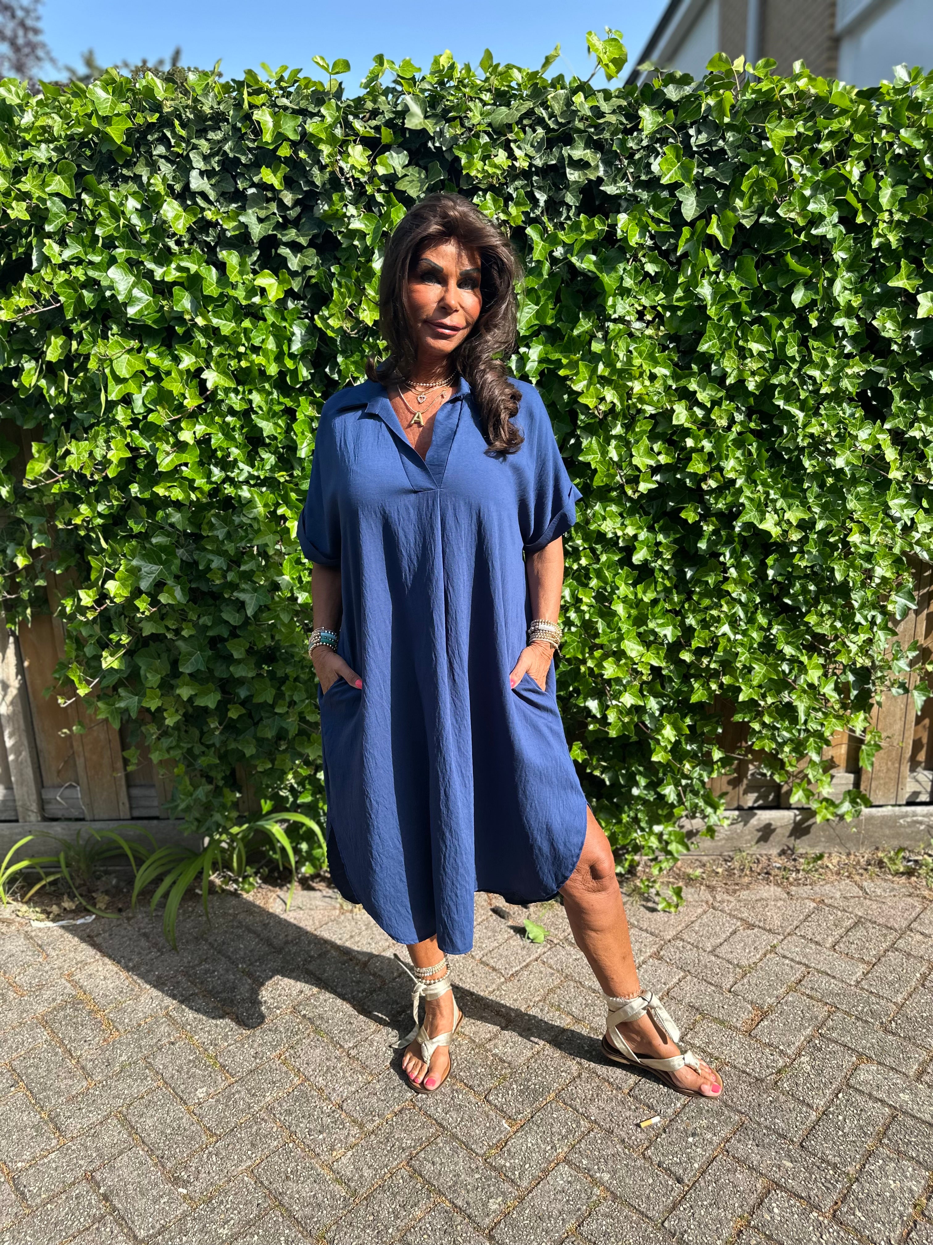 Jurkje "Kalyn" v-hals sky blauw