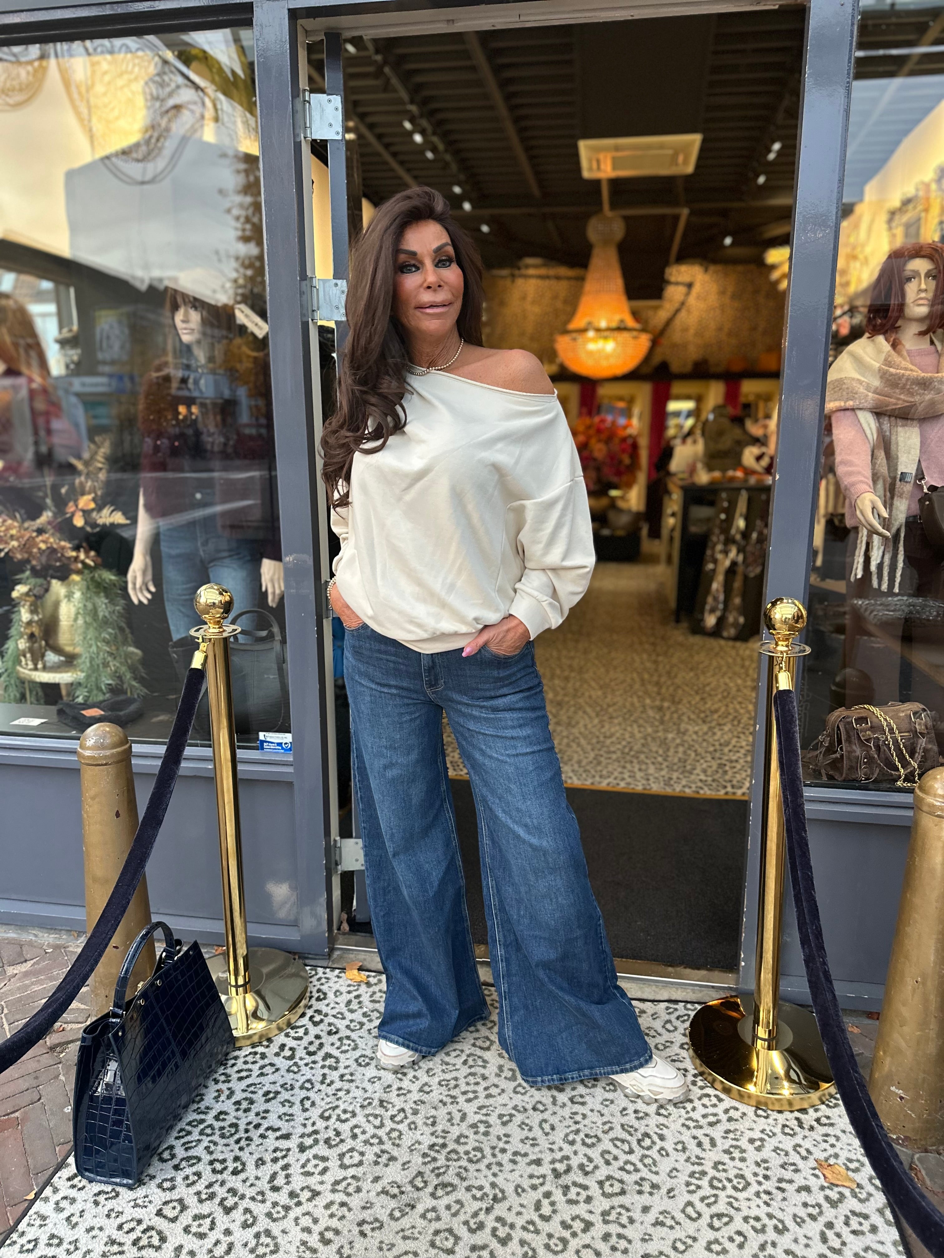 Off shoulder top “Faith” ecru