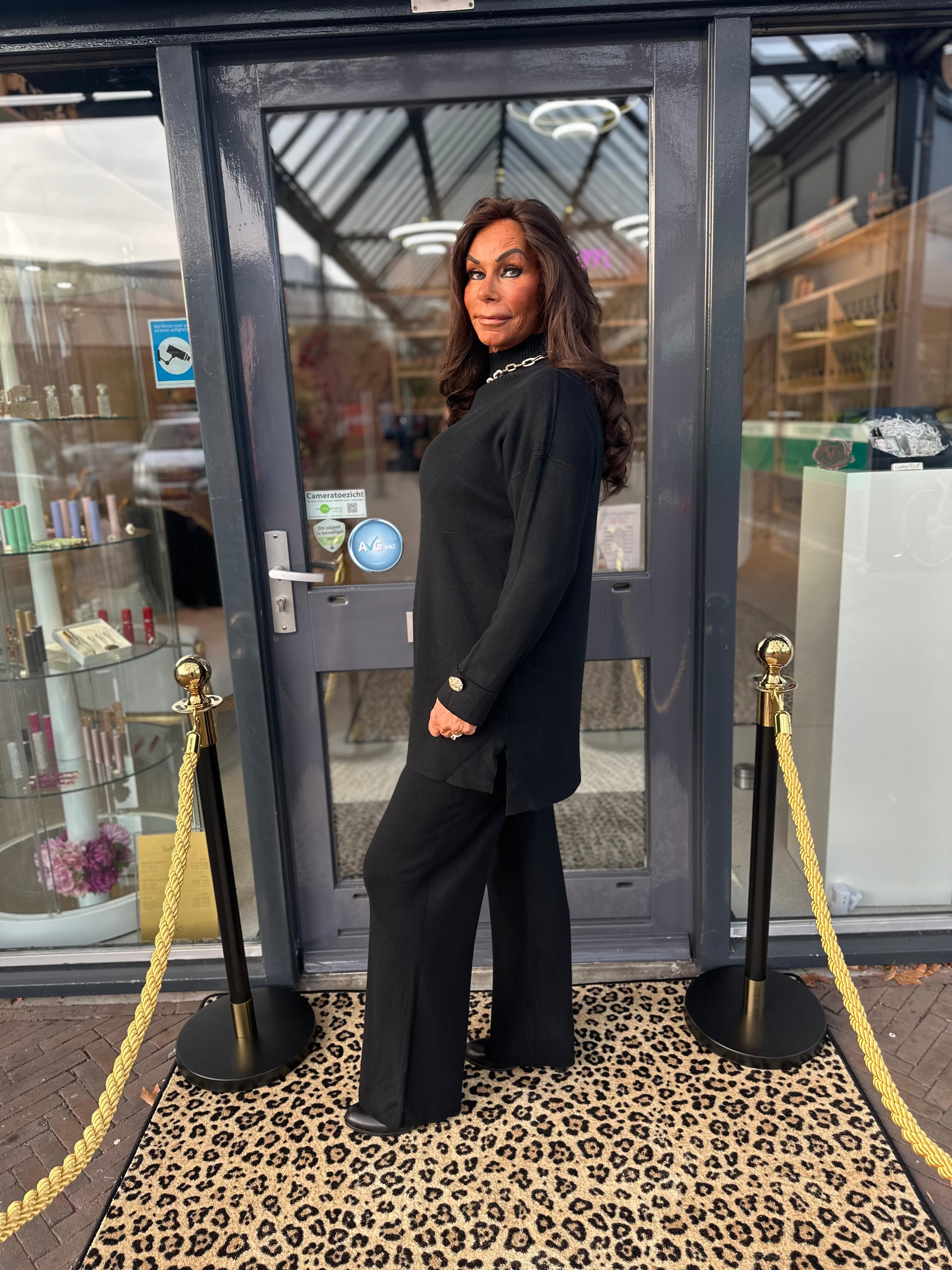 2 delig set “all you need” Zwart