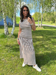Streepjurk “swing” Brown