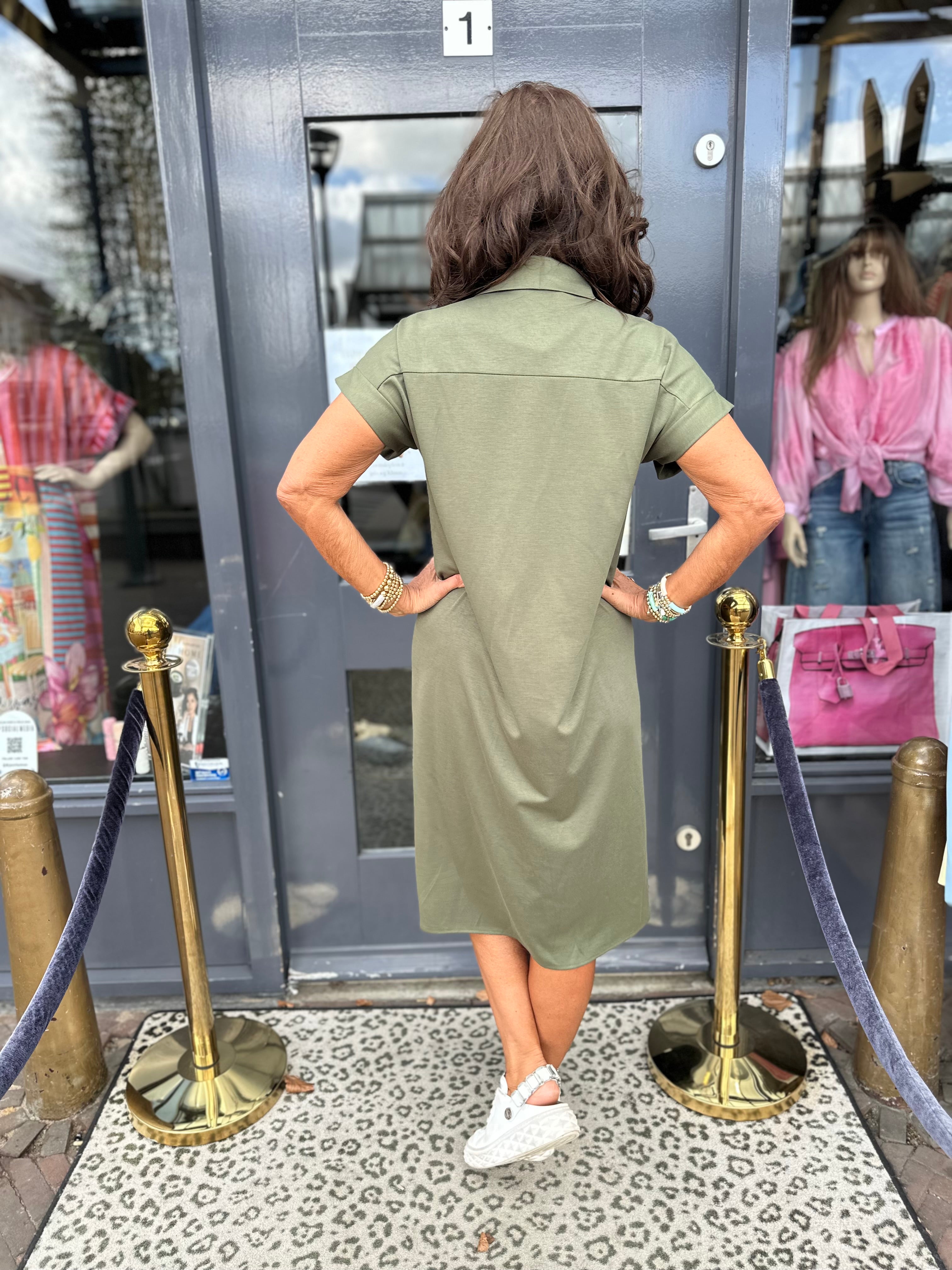 Lange jurk polokraag kleine maat legergroen