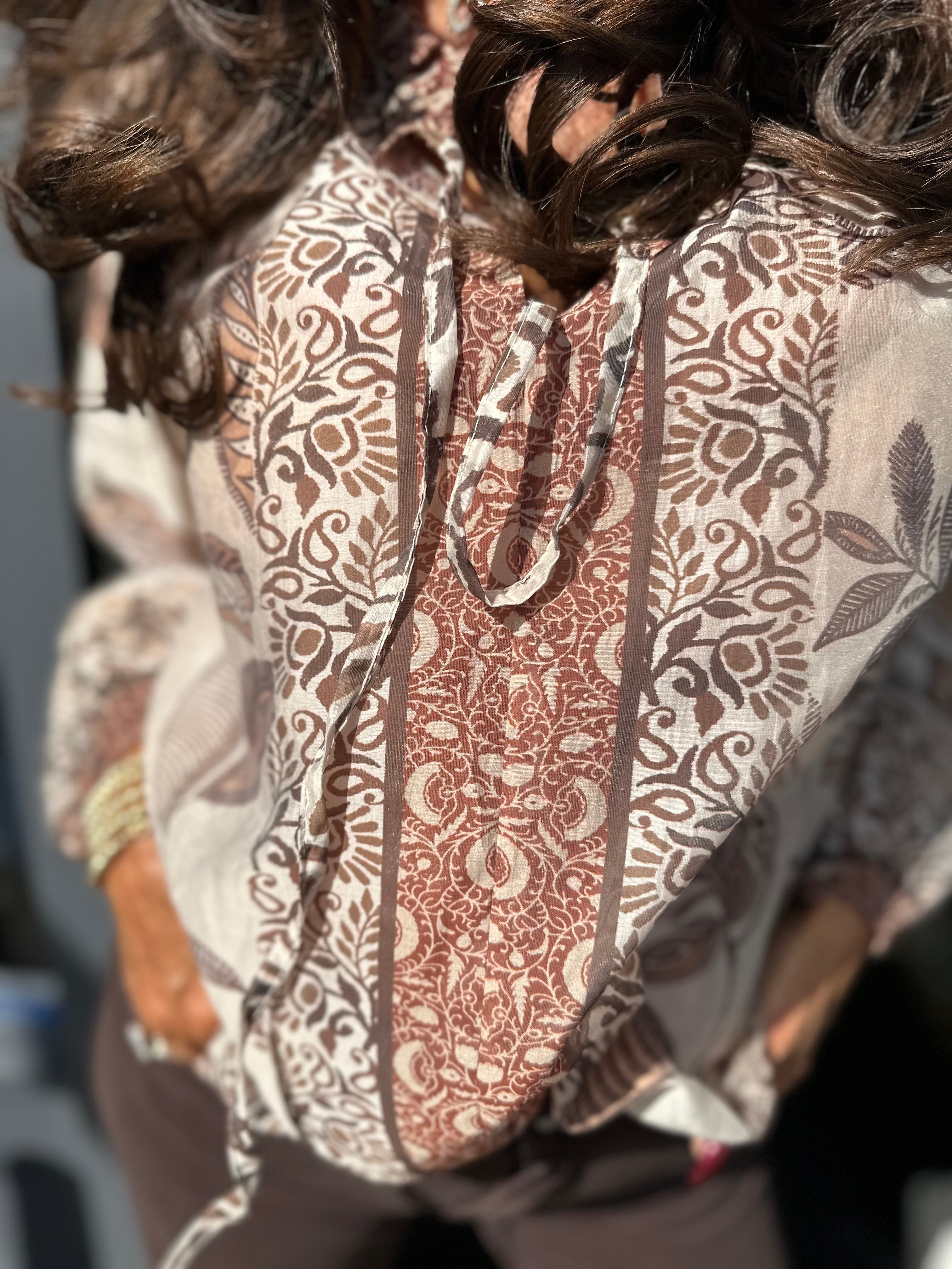 Blouse "Dina" Bruin/Créme