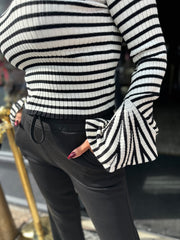 trompet top "Black 'n White"