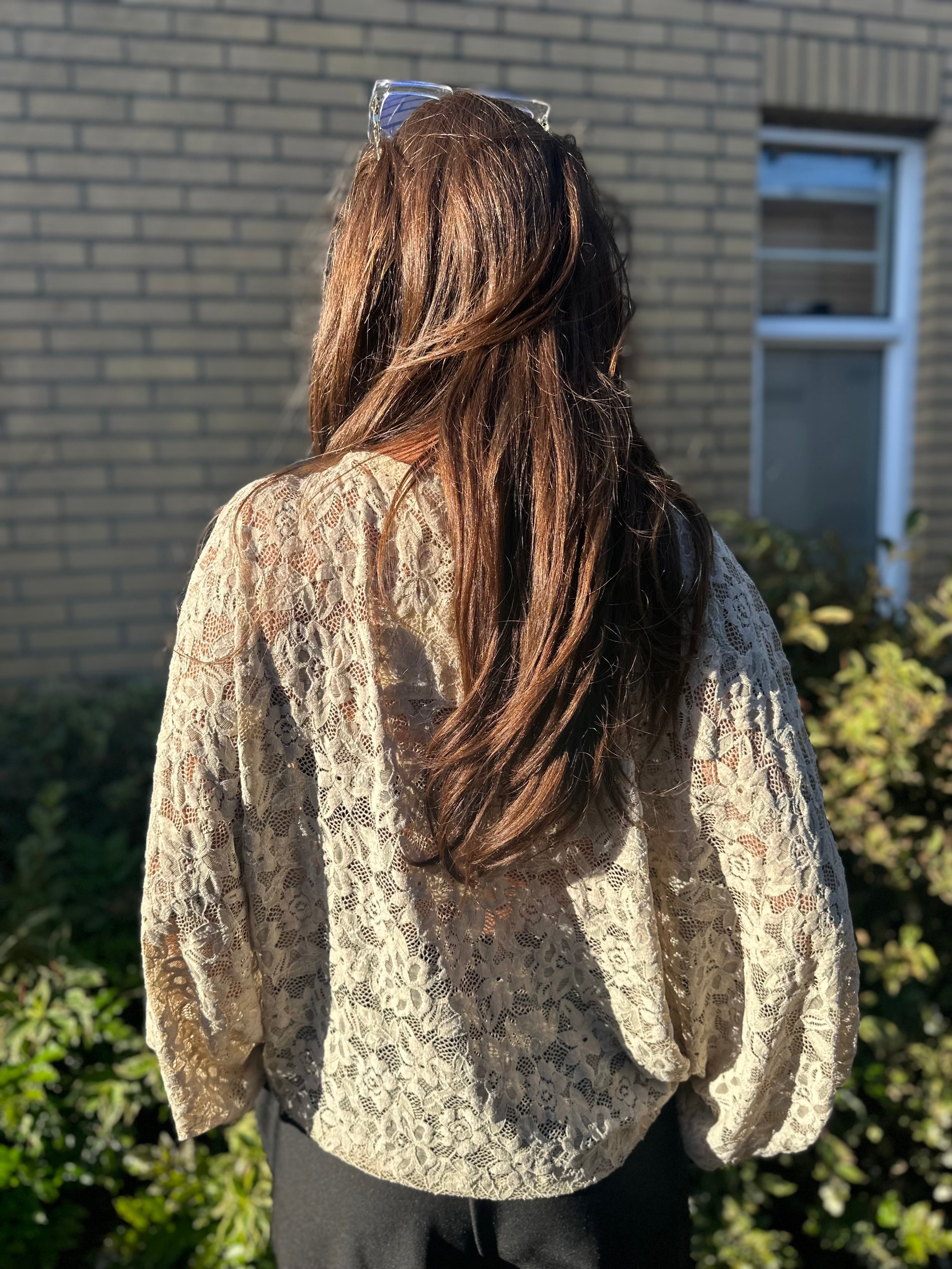 Kanten vleermuismouw top "Voila" beige