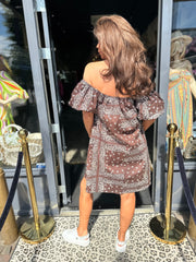 Jurkje Elena off-shoulder "Bruin"