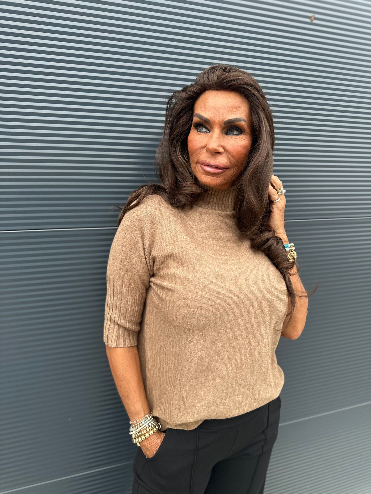 top met col "raglang mouw" camel