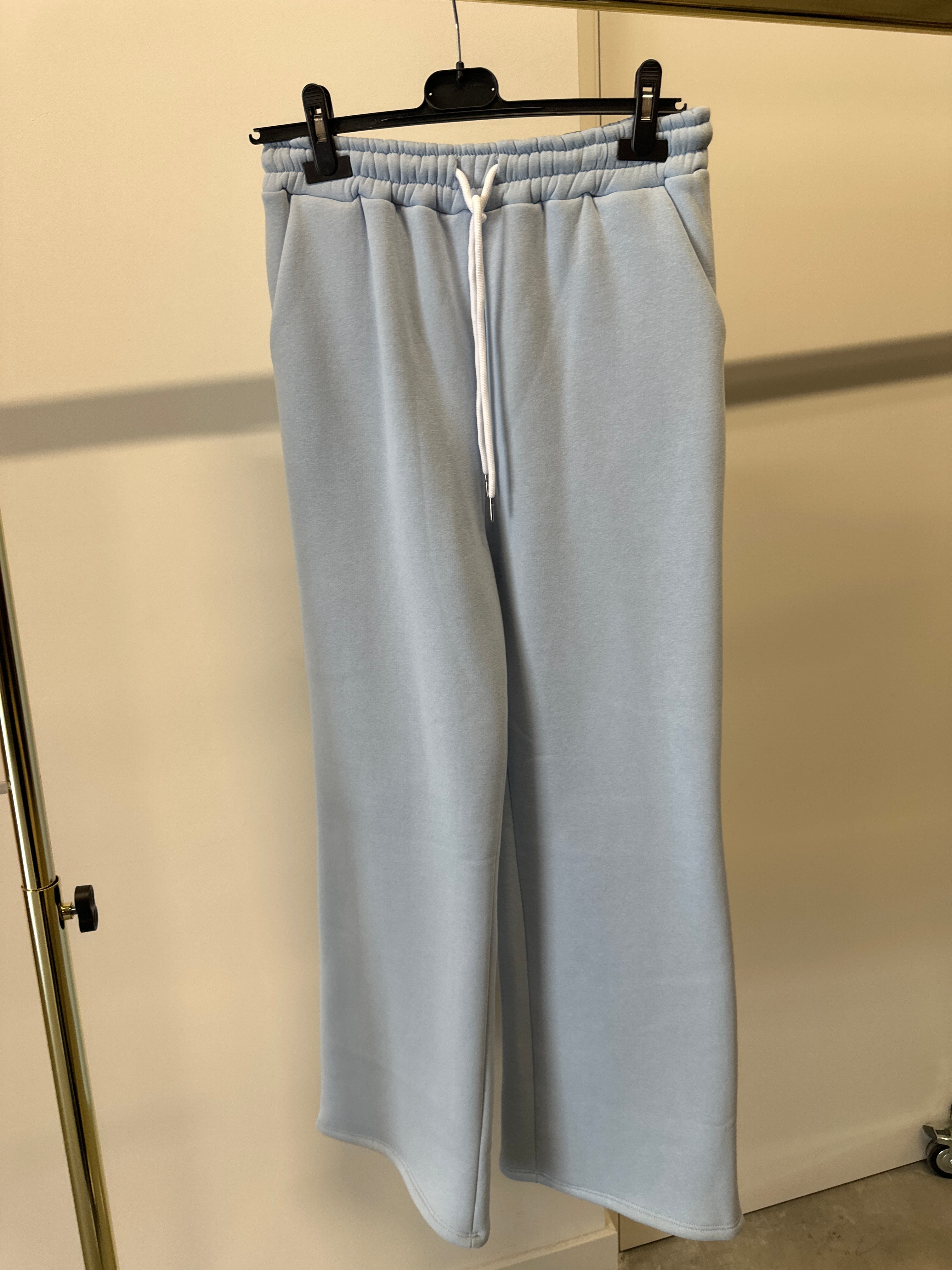 SALE 39.