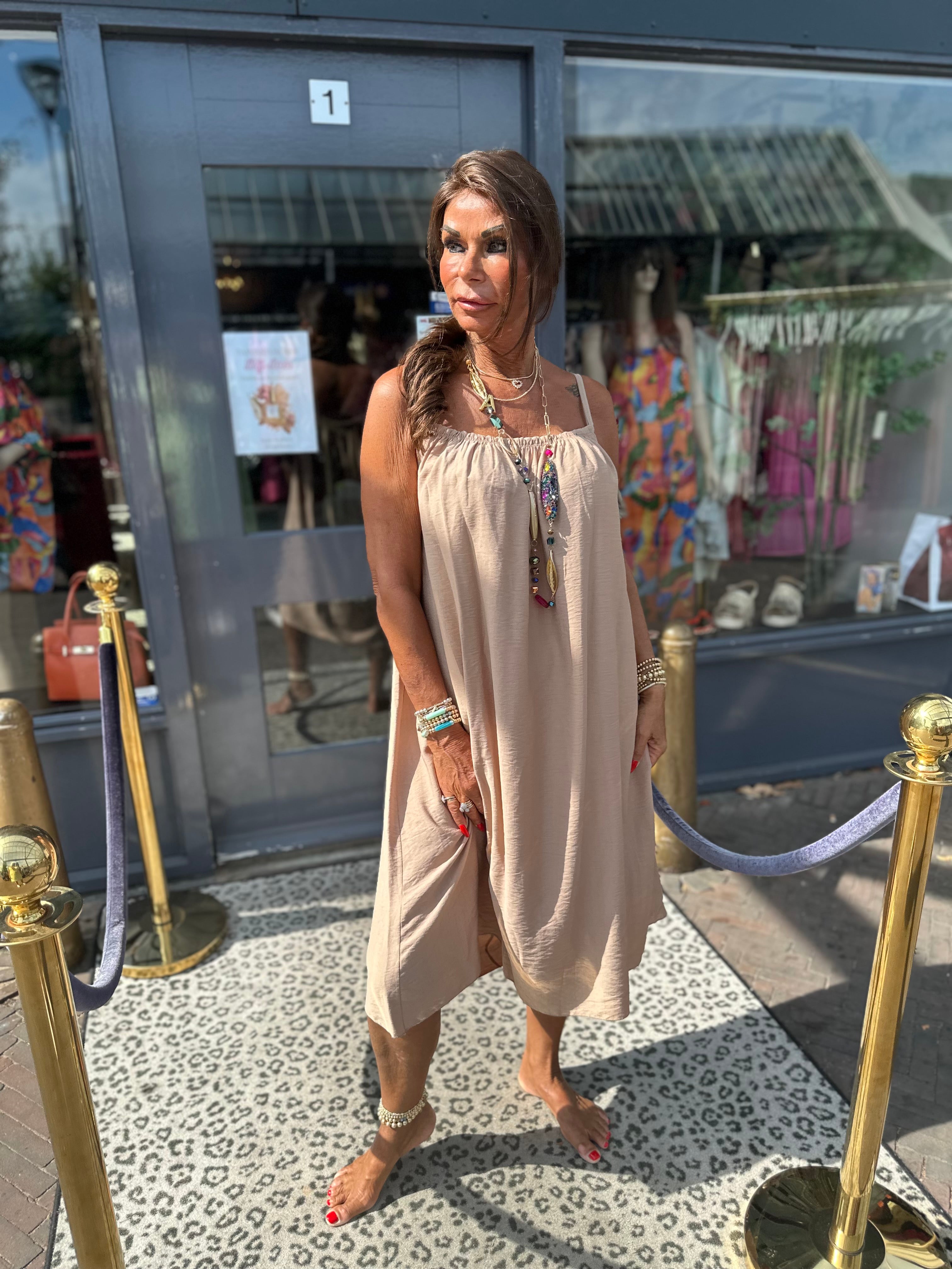 Kort Viscose jurkje "Tess" beige