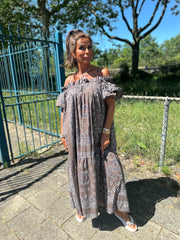 Lange off shoulder jurk "Tapas" donkerbruin