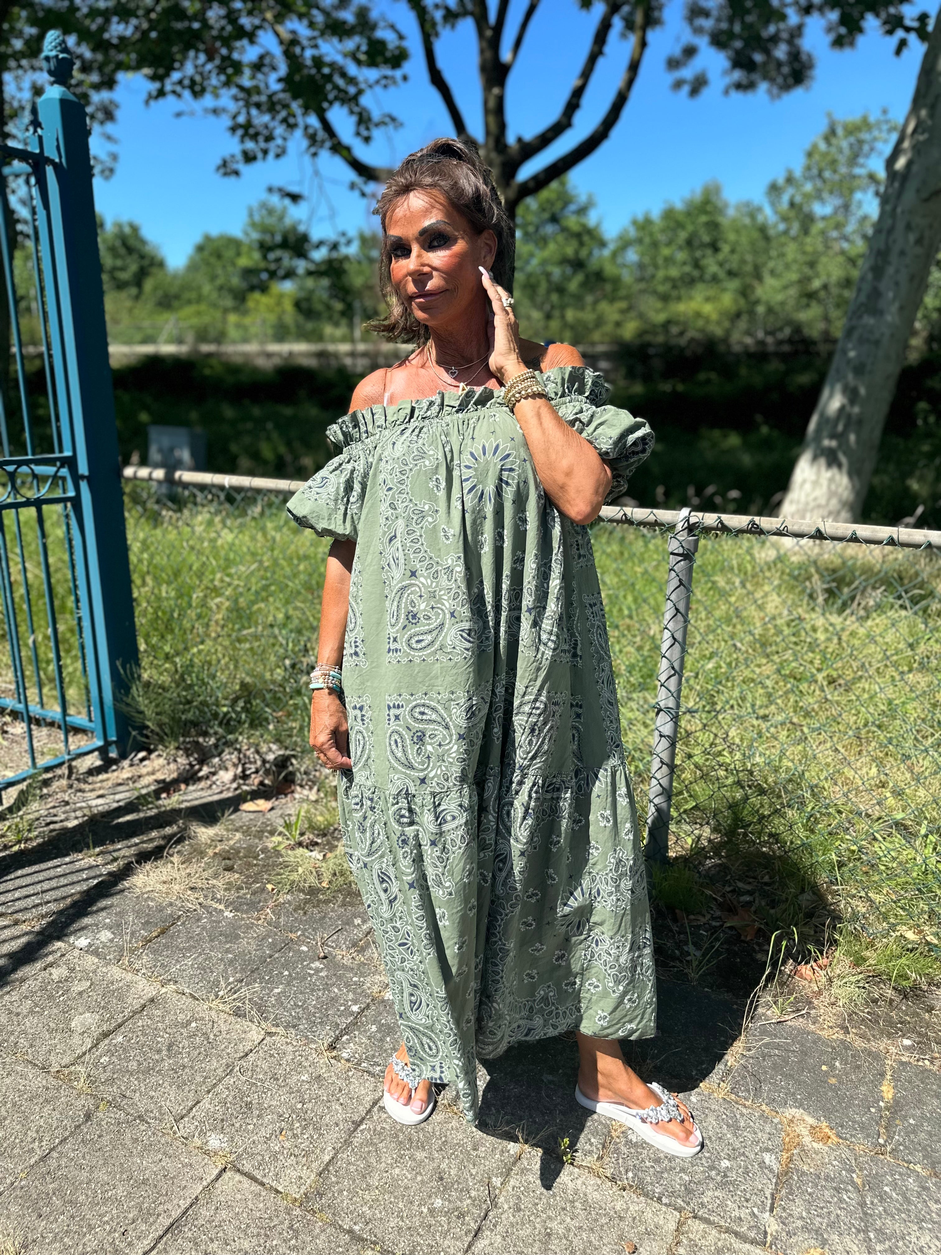 Lange off shoulder jurk "Tapas" Legergroen