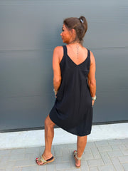 Viscose jurk “Gesp” zwart