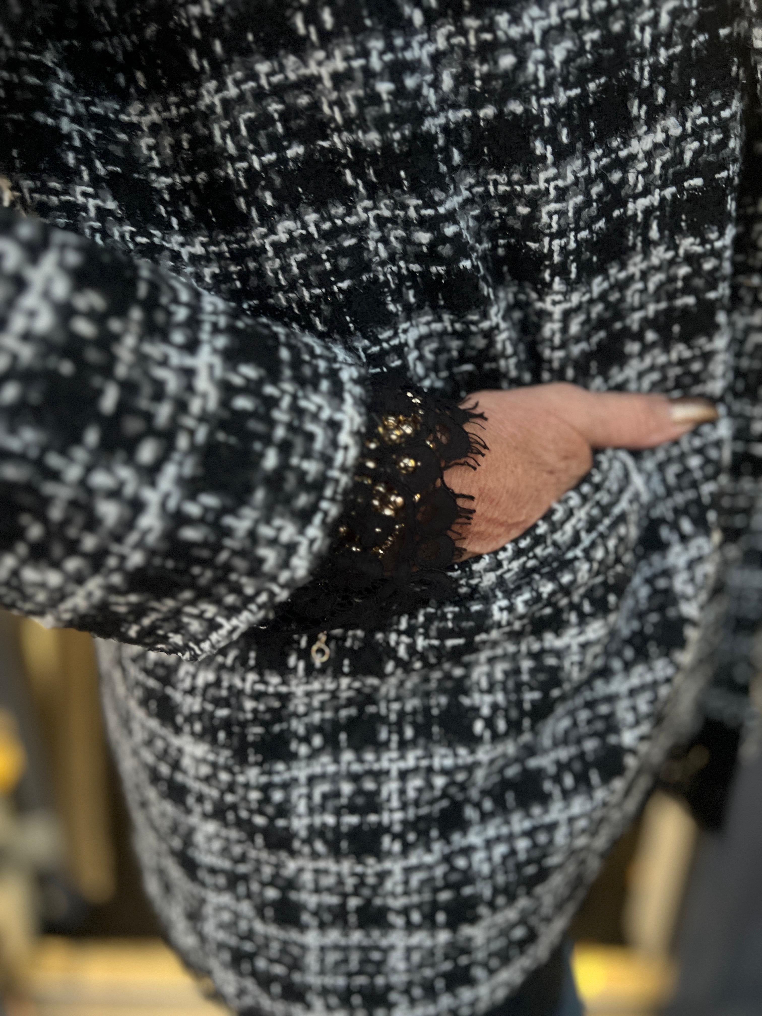 Colbert / jasje “Lace” zwart wit