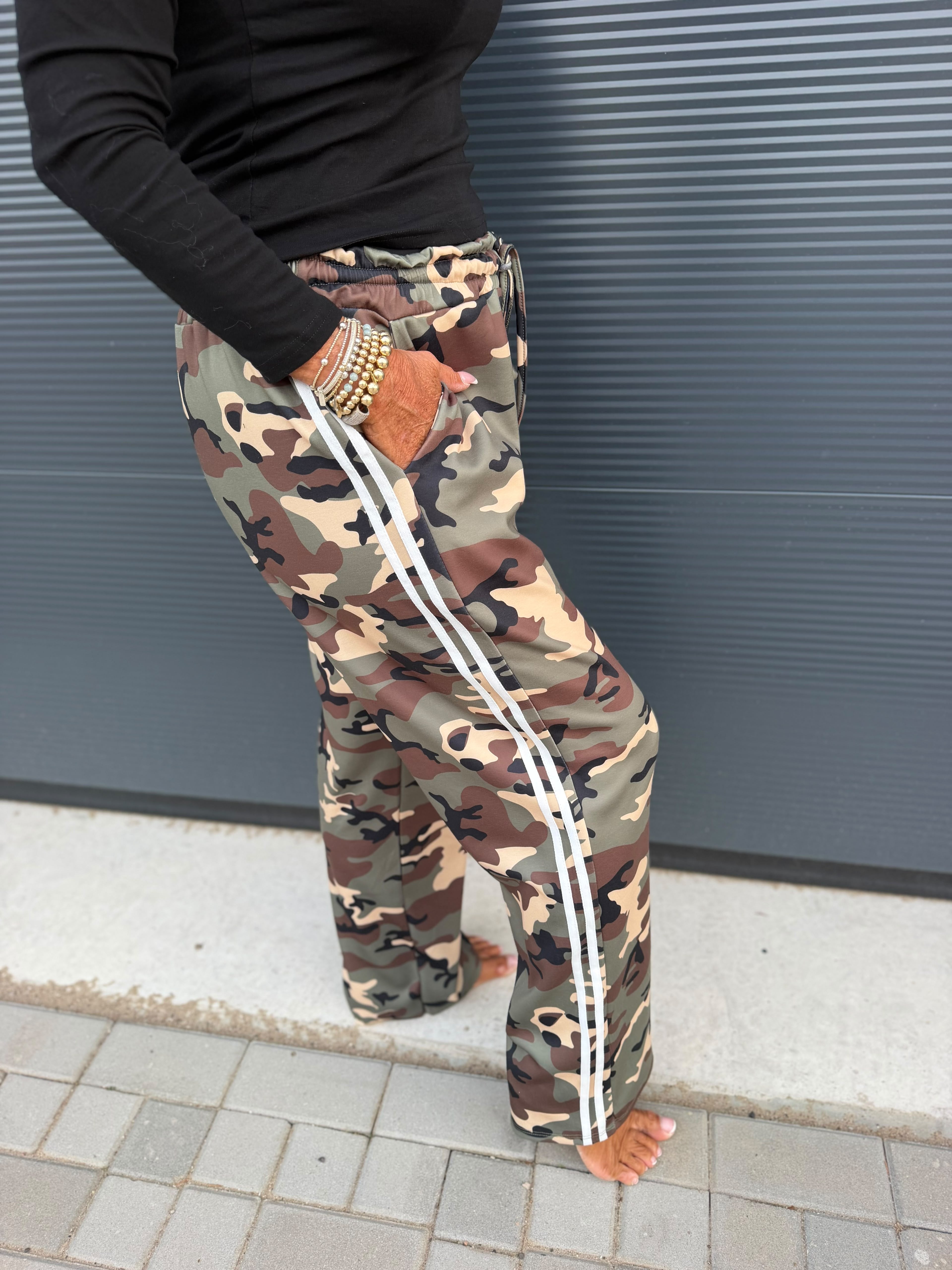 Comfy broek “leger” groen
