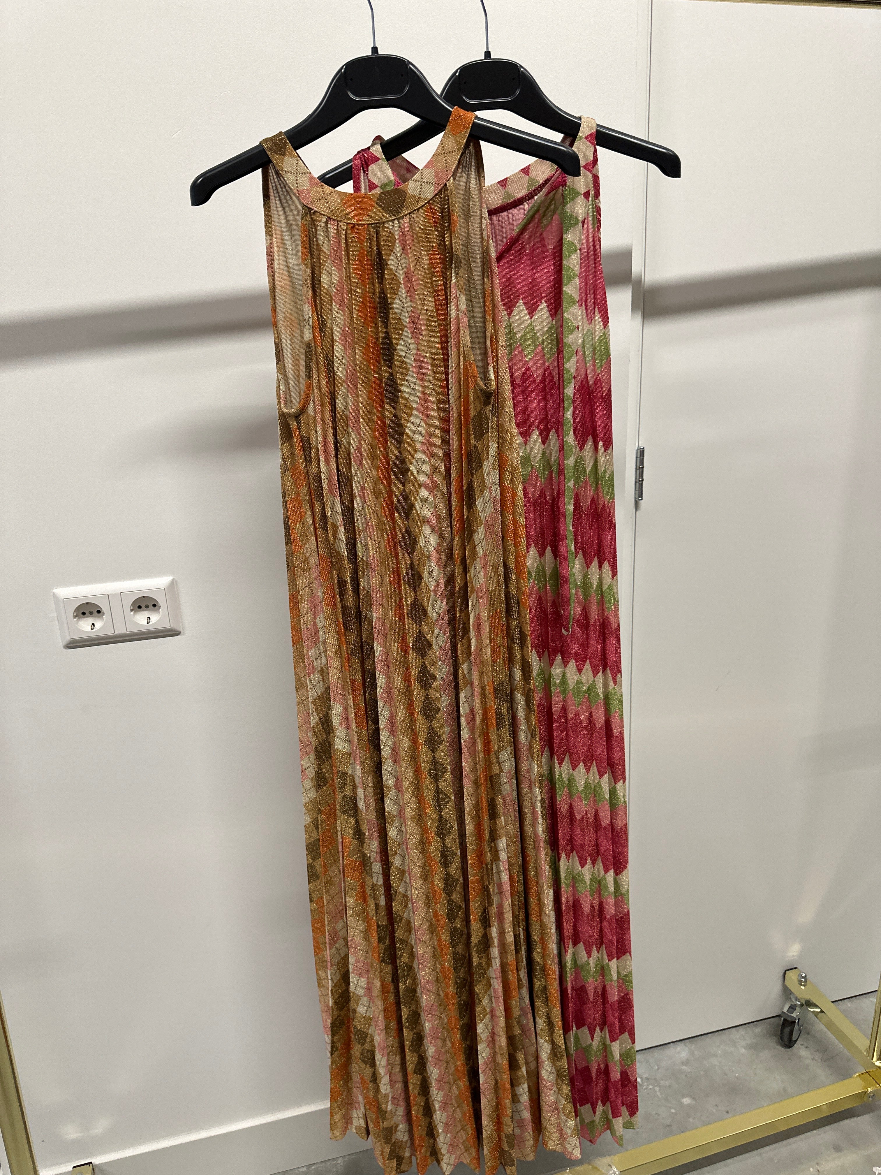 SALE 122.