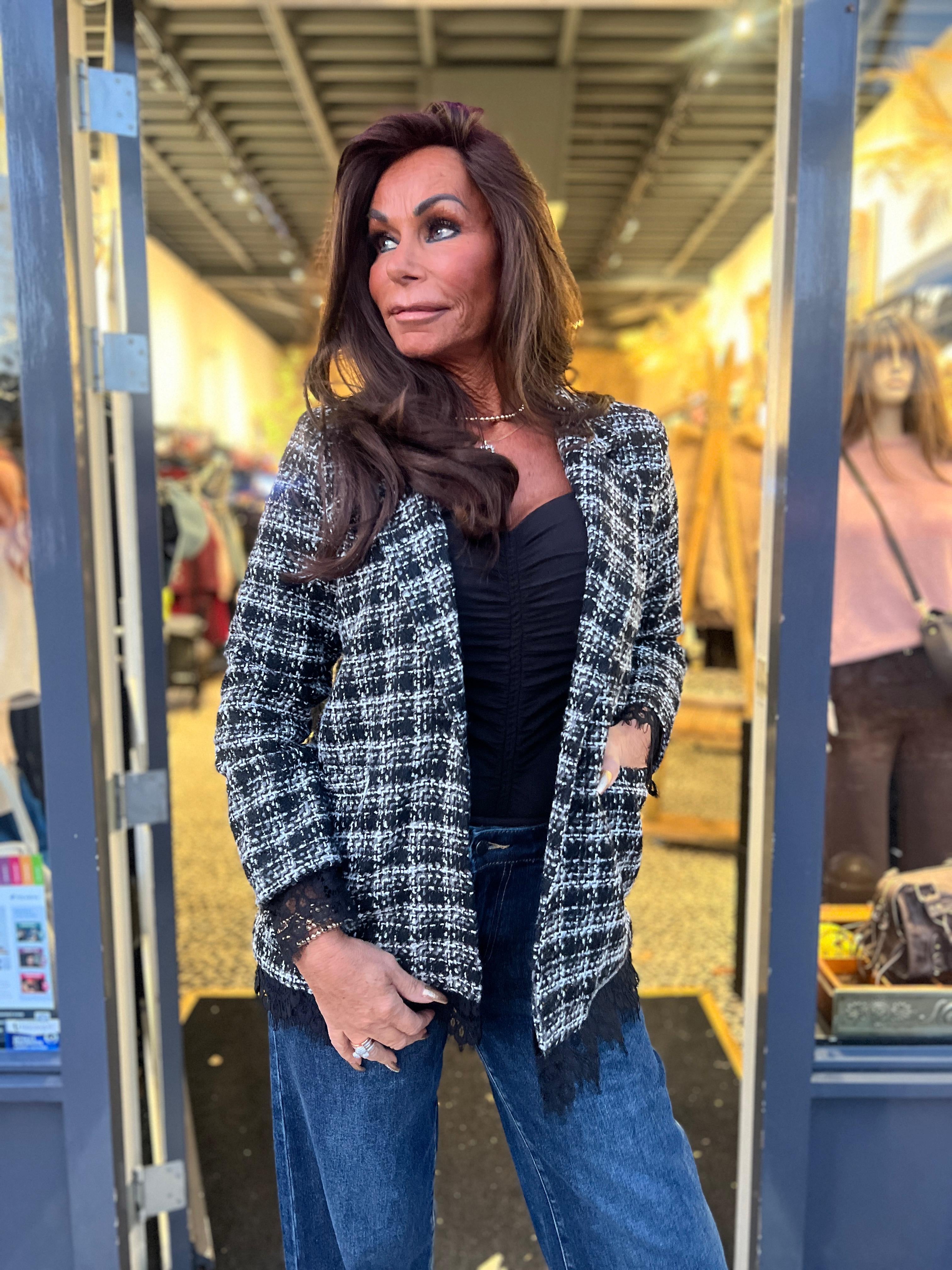 Colbert / jasje “Lace” zwart wit