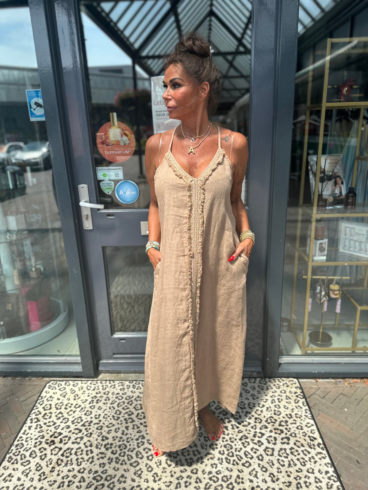 Spaghetti jurk broderie ibiza Camel