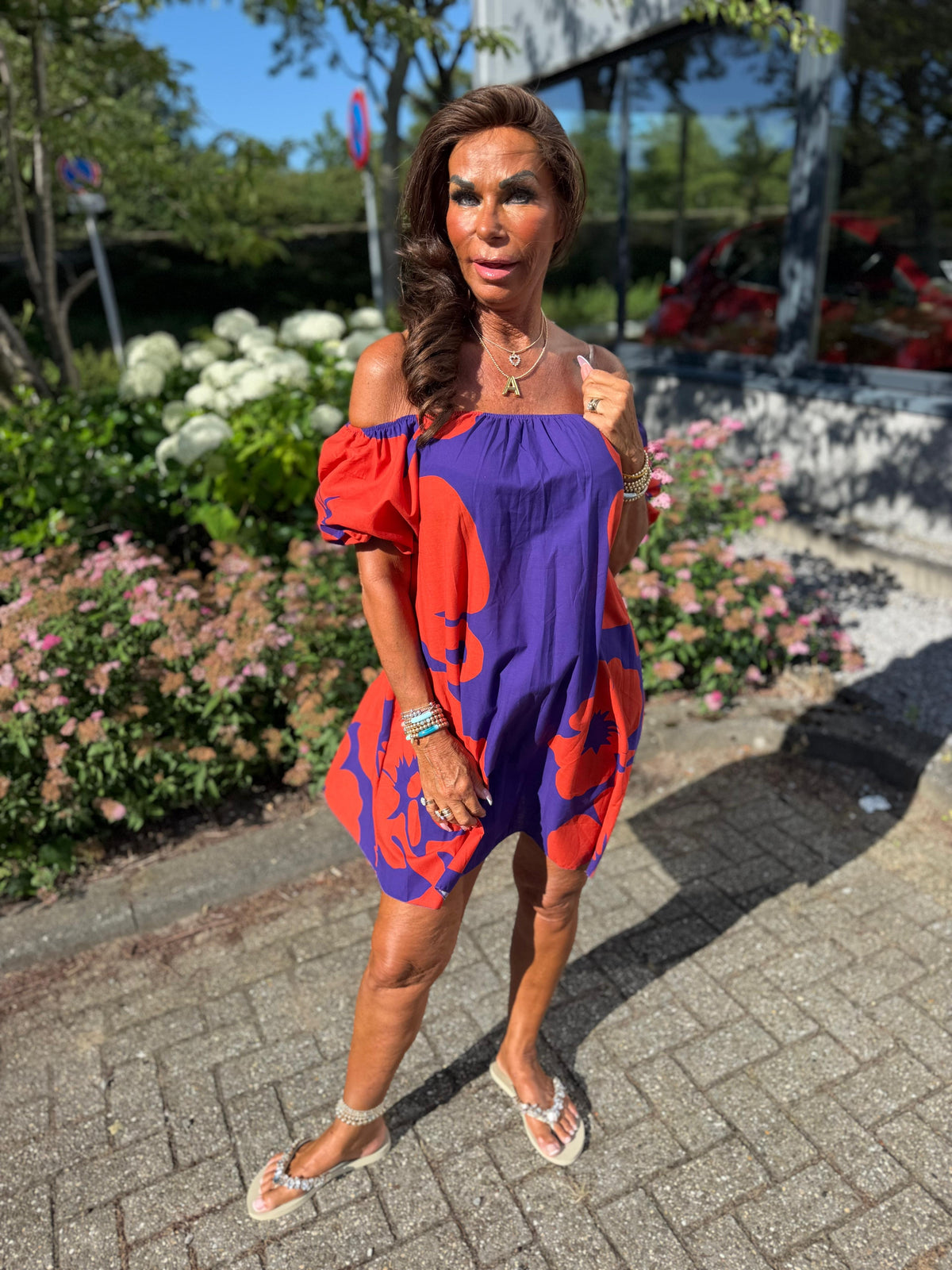 Offshoulder jurkje “Happy print” oranje/paars