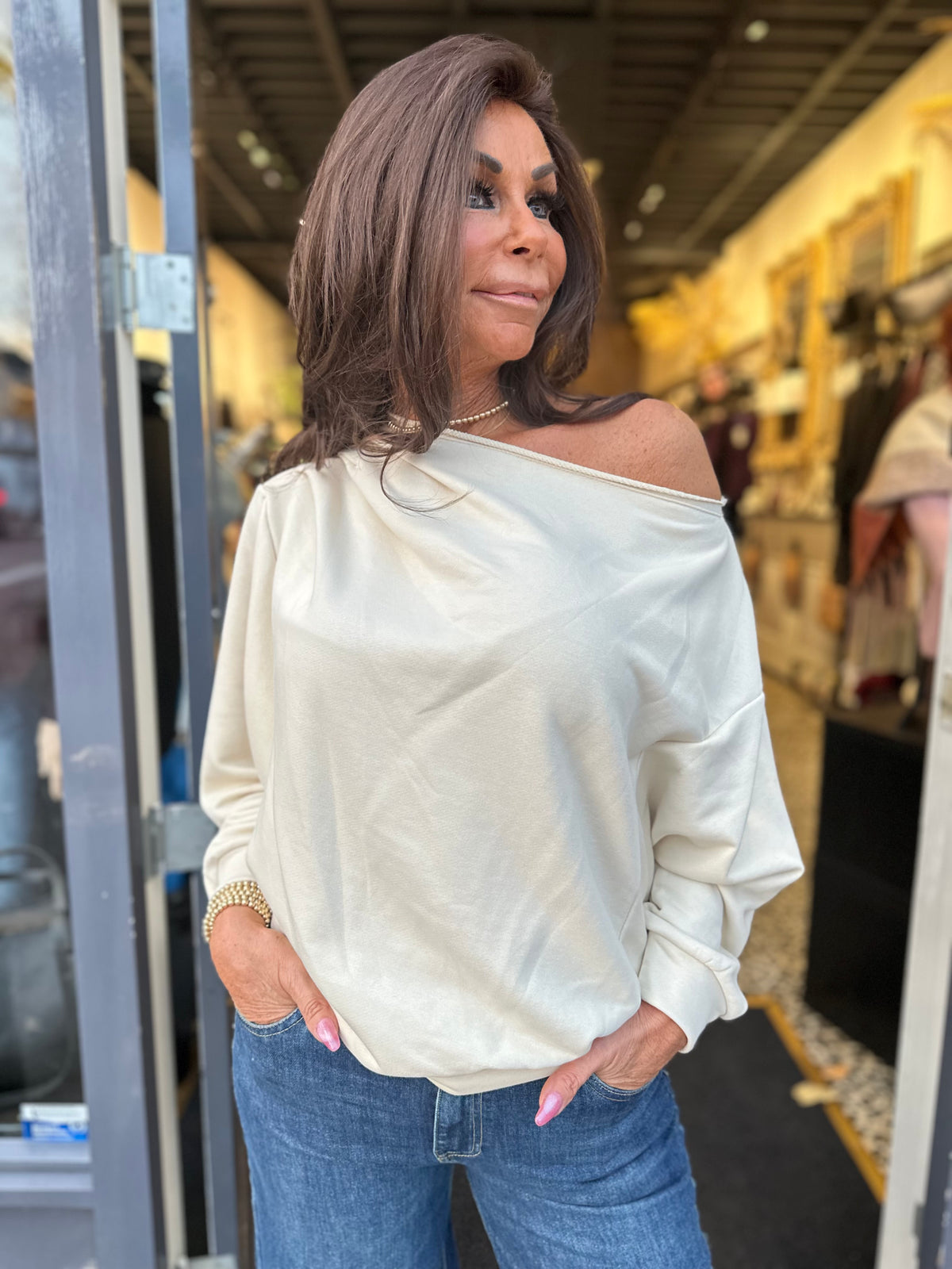 Off shoulder top “Faith” ecru