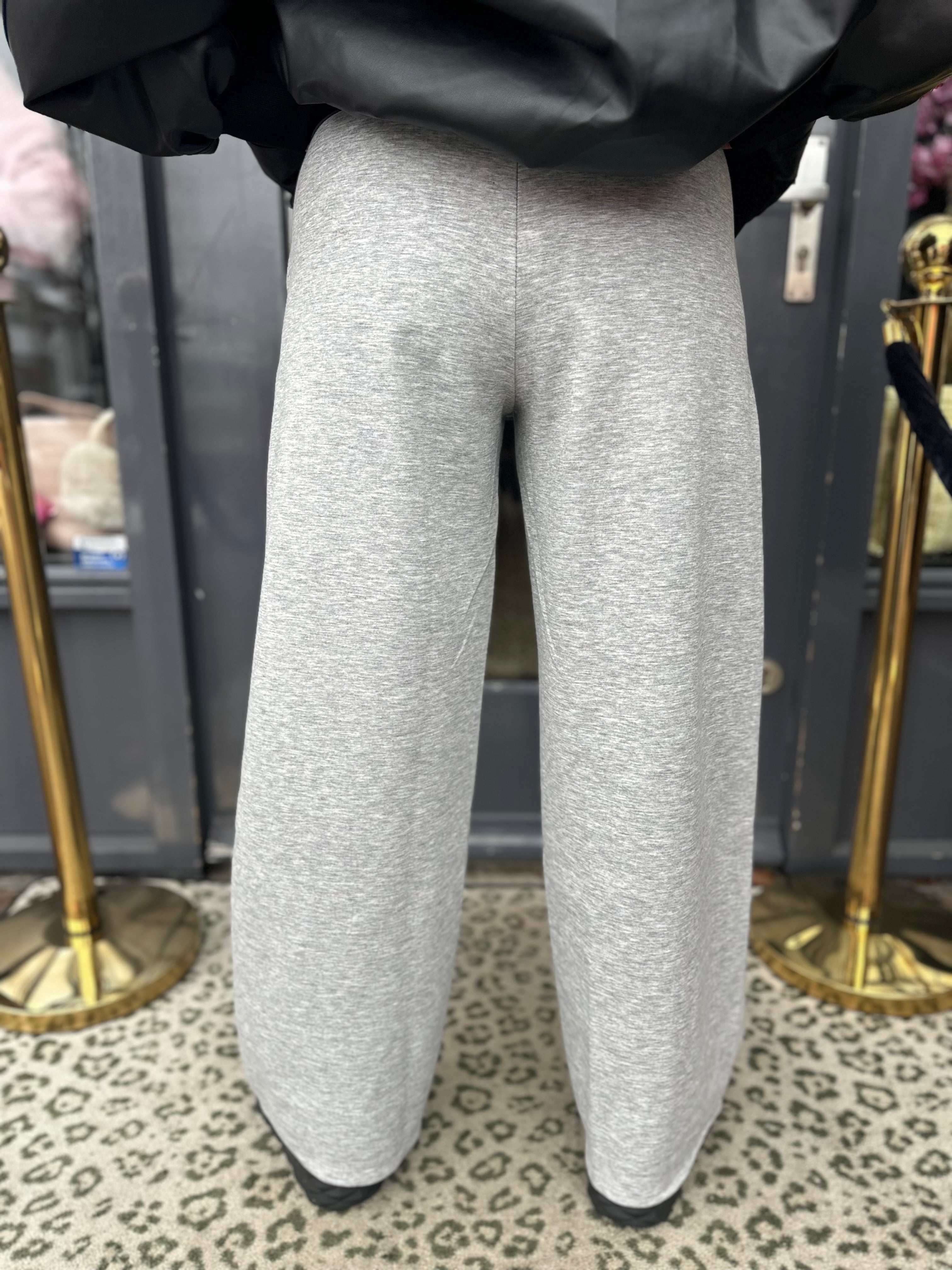 Wide pants Comfy “Grey”