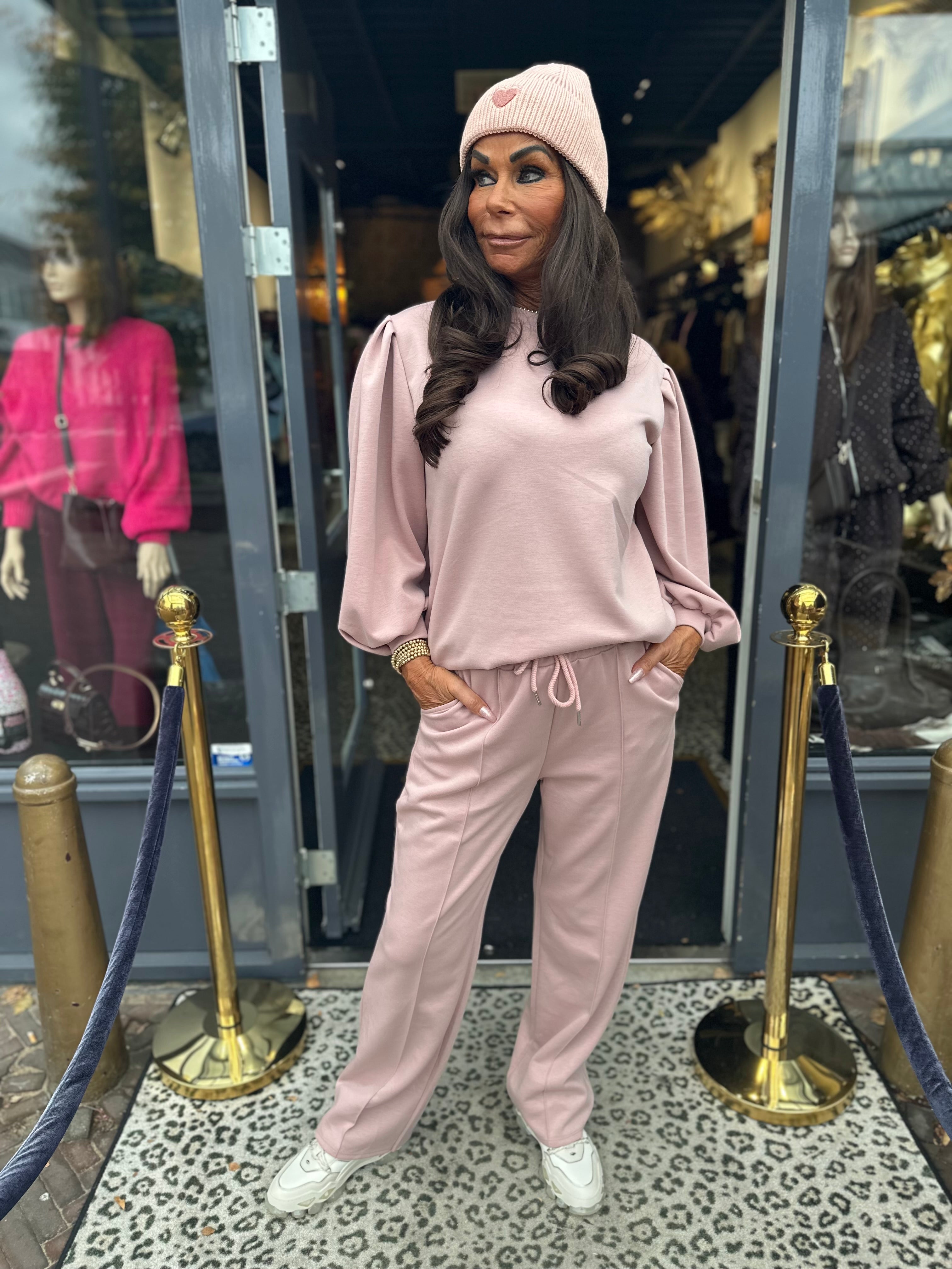 2 delig joggingset "pofmouw" Oud roze Nu besteld = donderdag verzonden