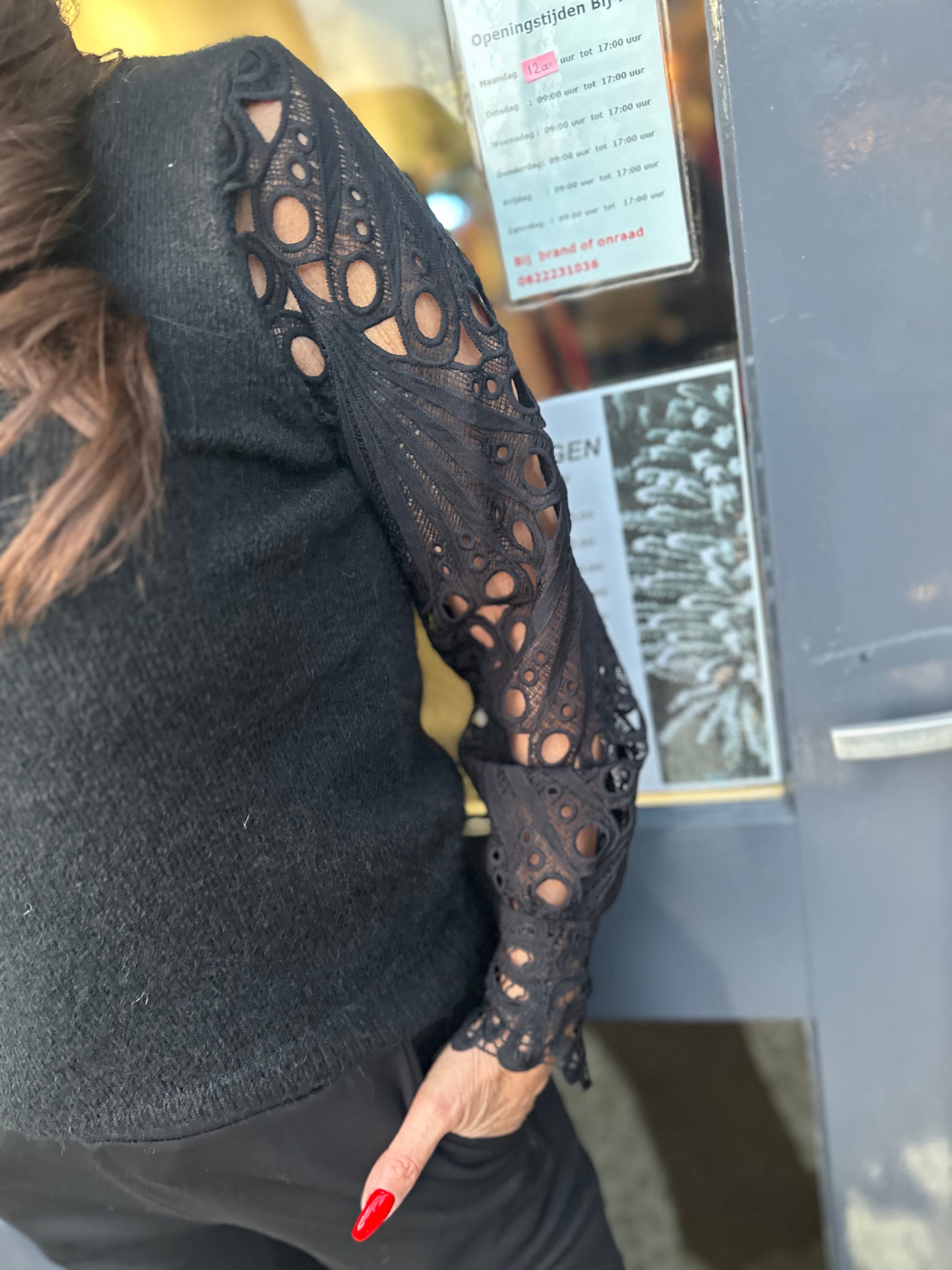 trui kanten mouw "Robyn" Zwart