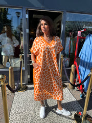 Lange jurk "Panterprint” Oranje