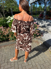 Offshoulder jurkje “Selina” bruin/beige