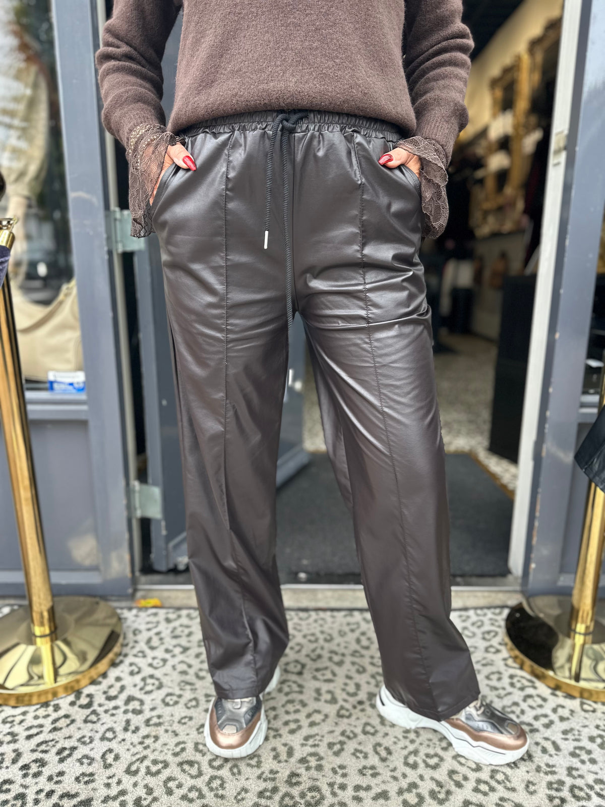 Leatherlook sky broek "Brown"
