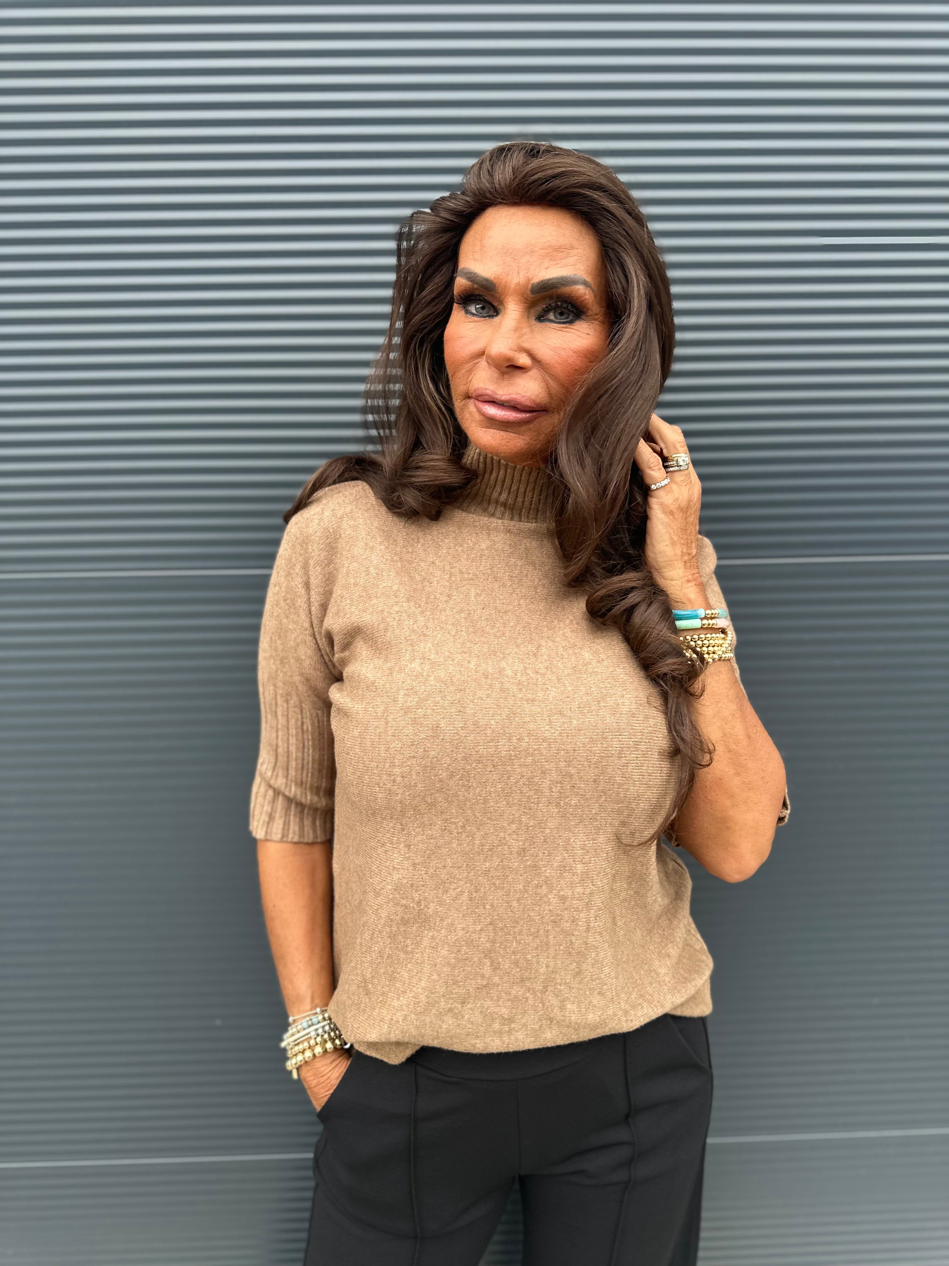 top met col "raglang mouw" camel