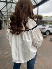 Blouse "Bies" zwart.