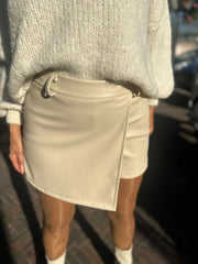 Skort Vegan Leather "Creme"