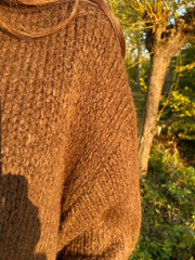 Trui "Knitted" Bruin