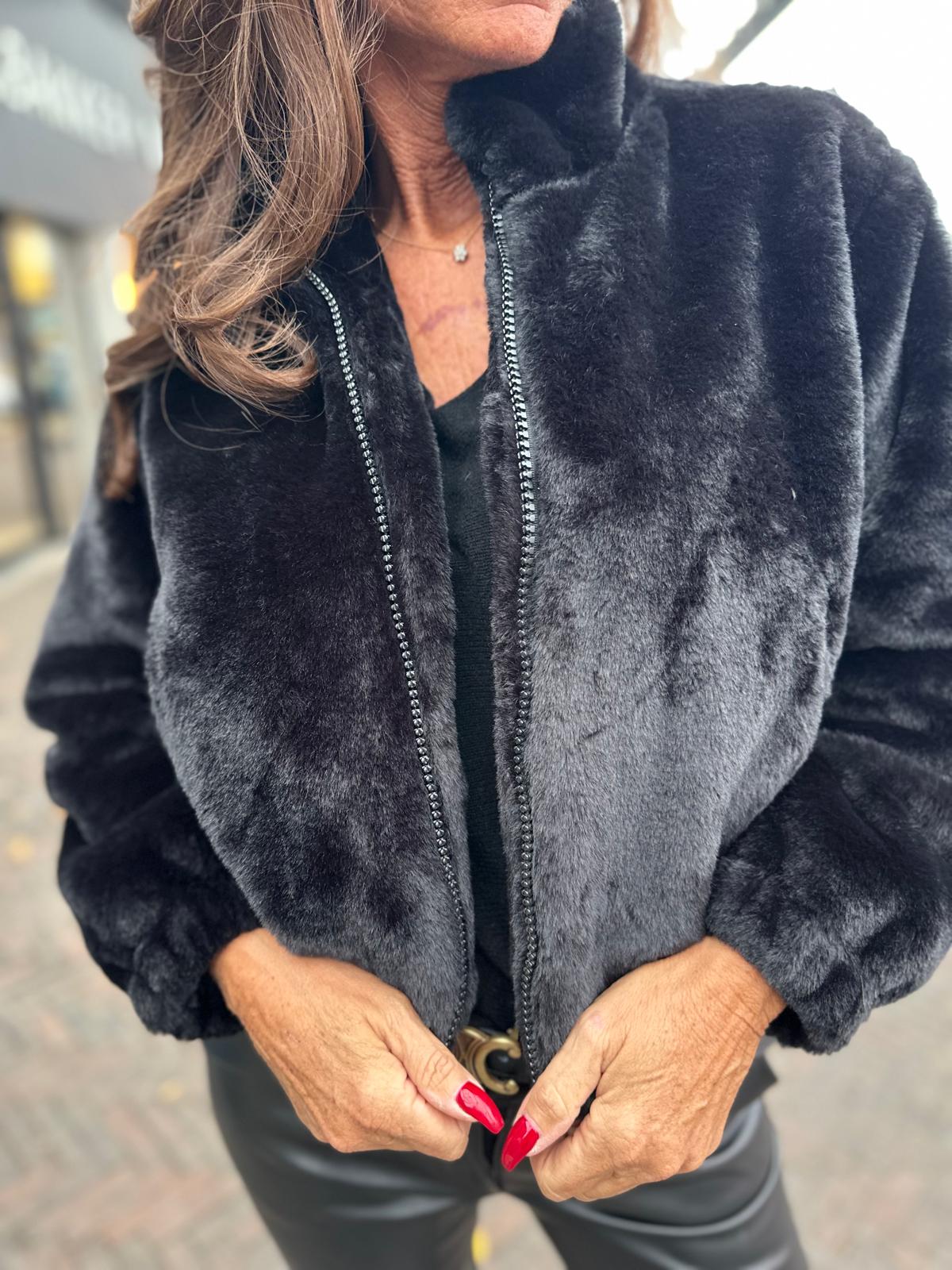 Bomber "Fake-Fur" Zwart