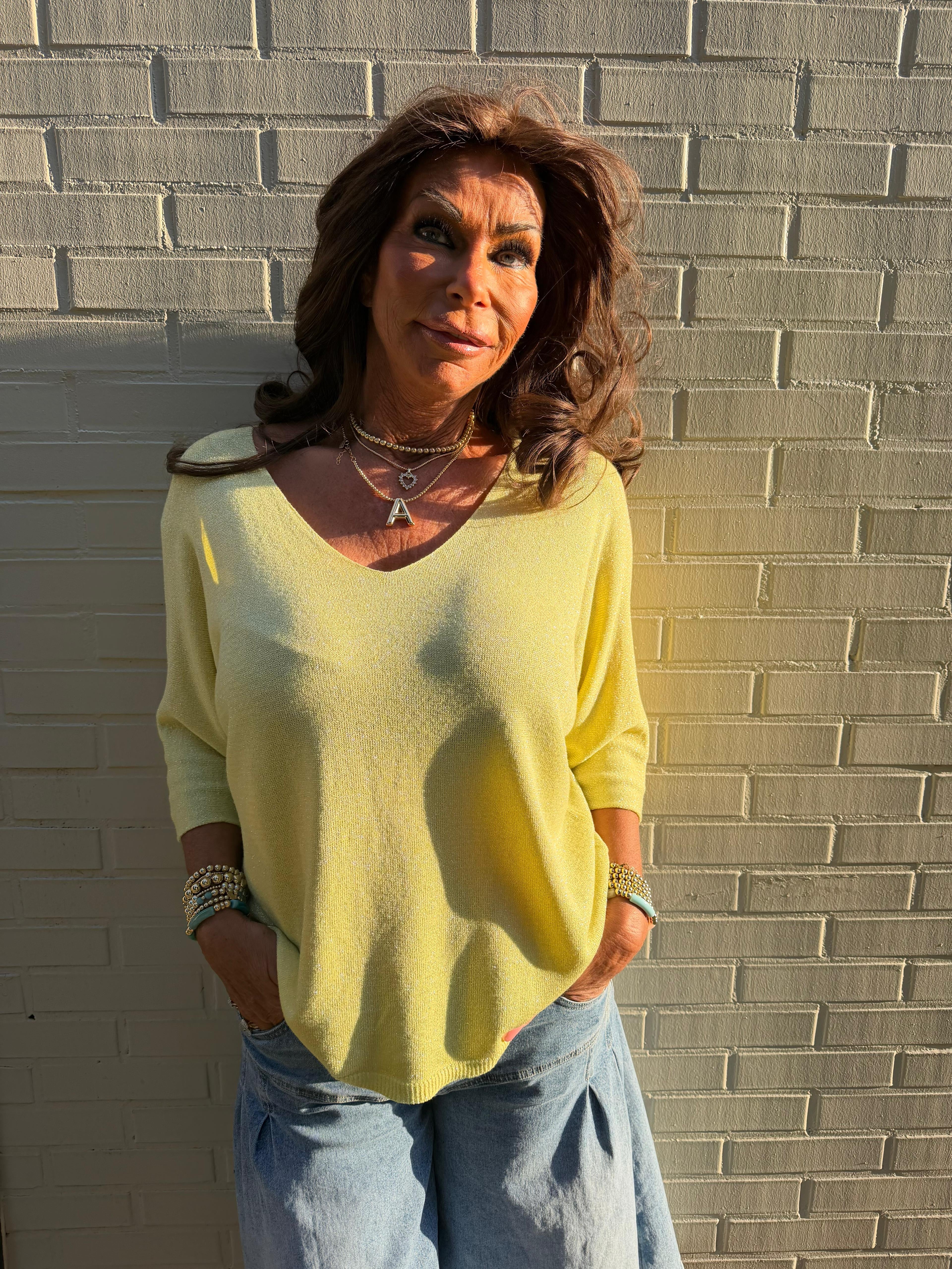 Truitje glitter v-hals geel