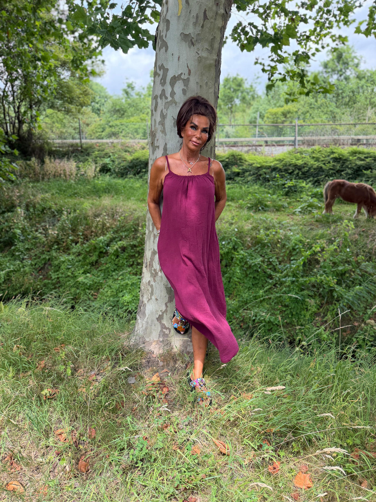 Maxi-jurk met spaghettibandjes "pony" Bordeauxrood