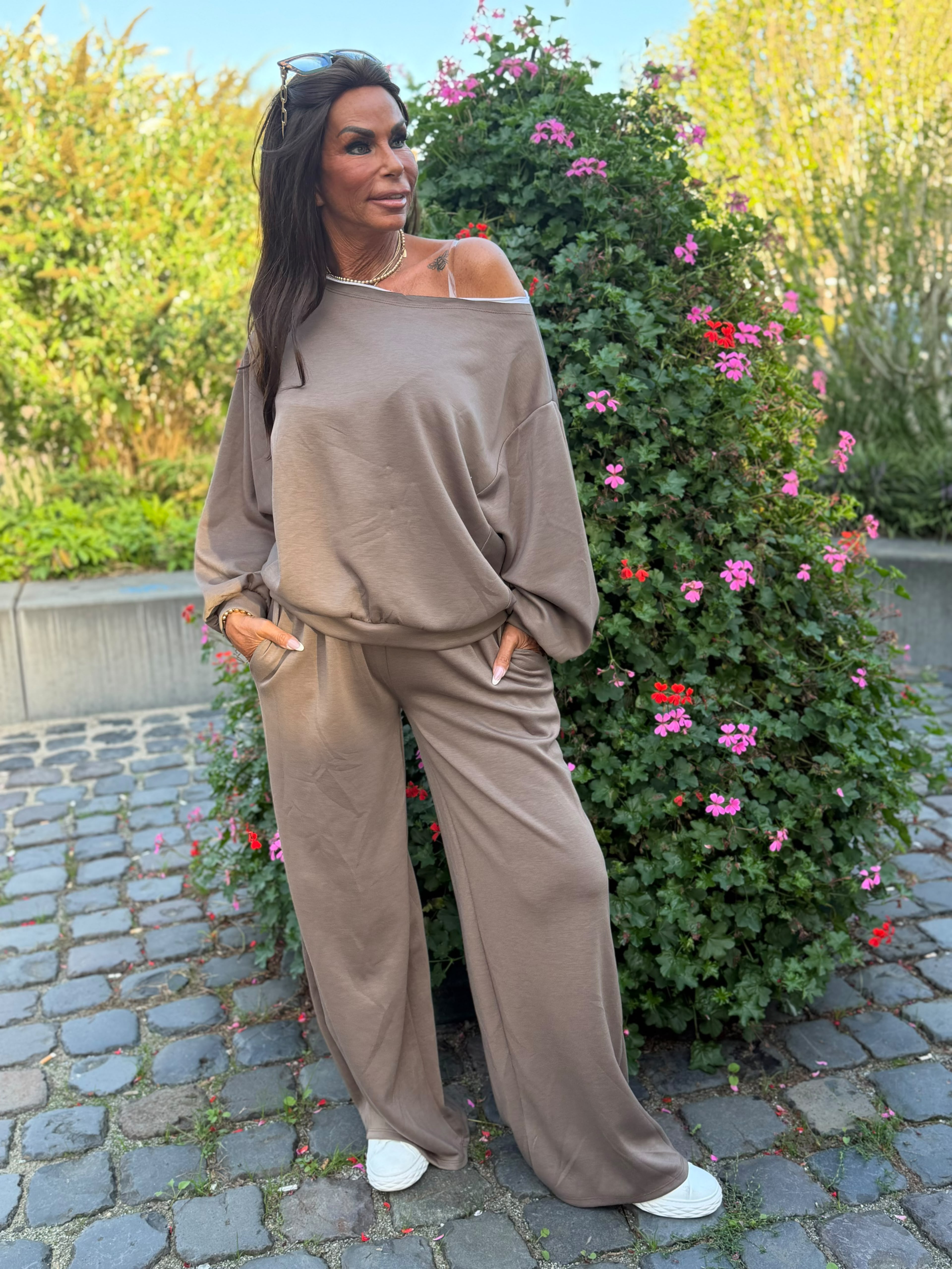 2 delig comfyset offshoulder taupe
