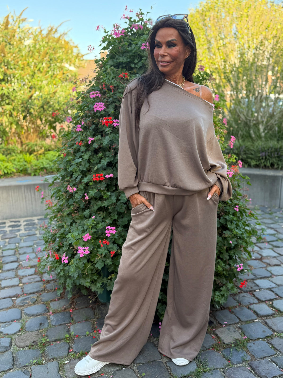 2 delig comfyset offshoulder taupe