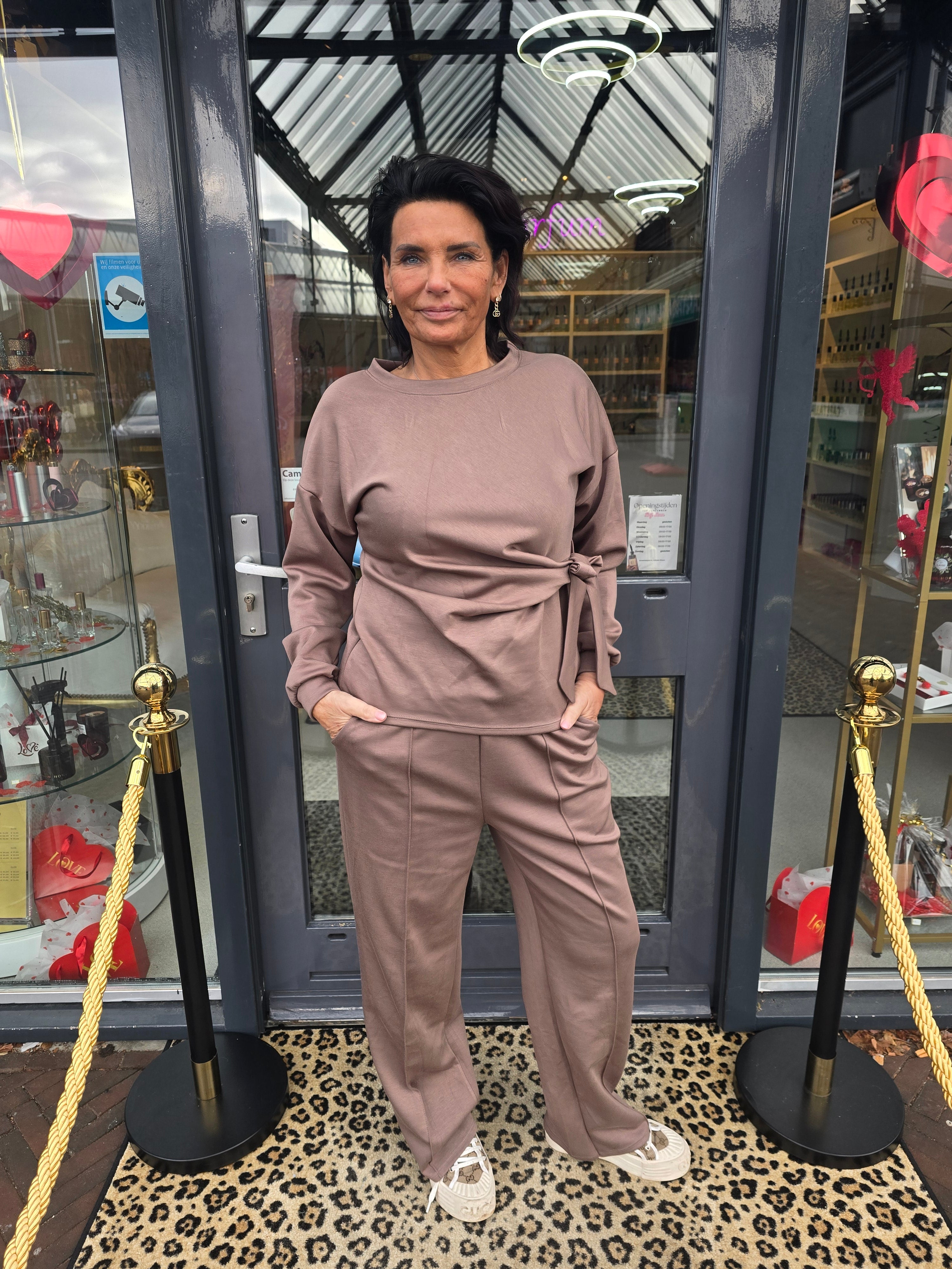 2 delig set "Yara" Taupe