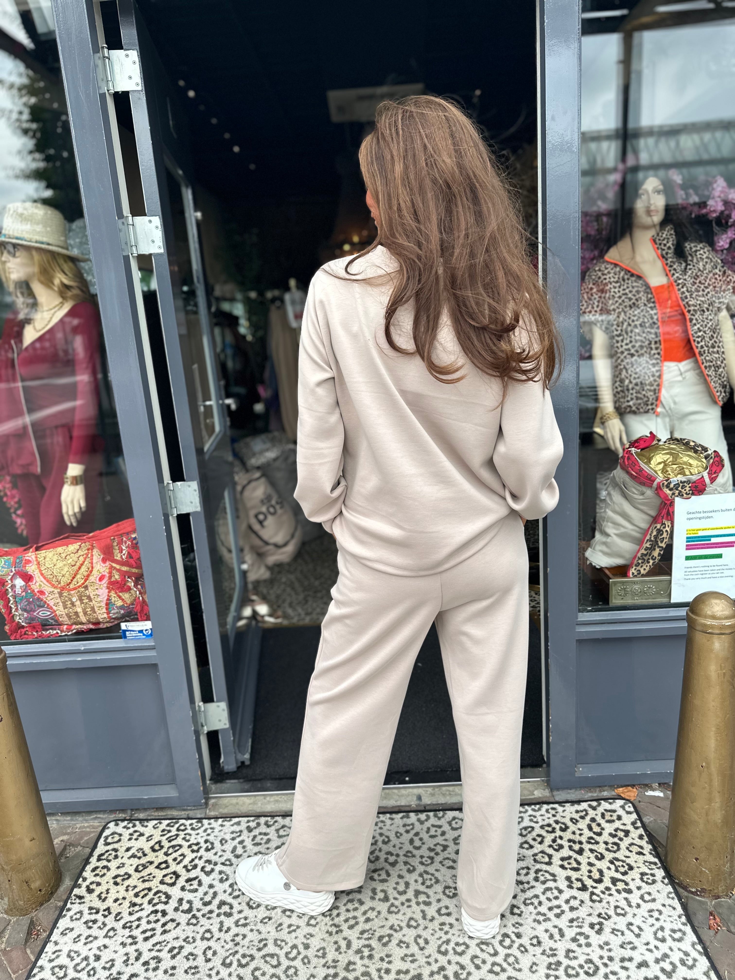 Tweedelig pak “Life” applicatie beige